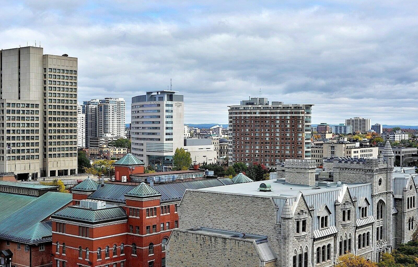 Ottawa Embassy Hotel & Suites Eksteriør billede