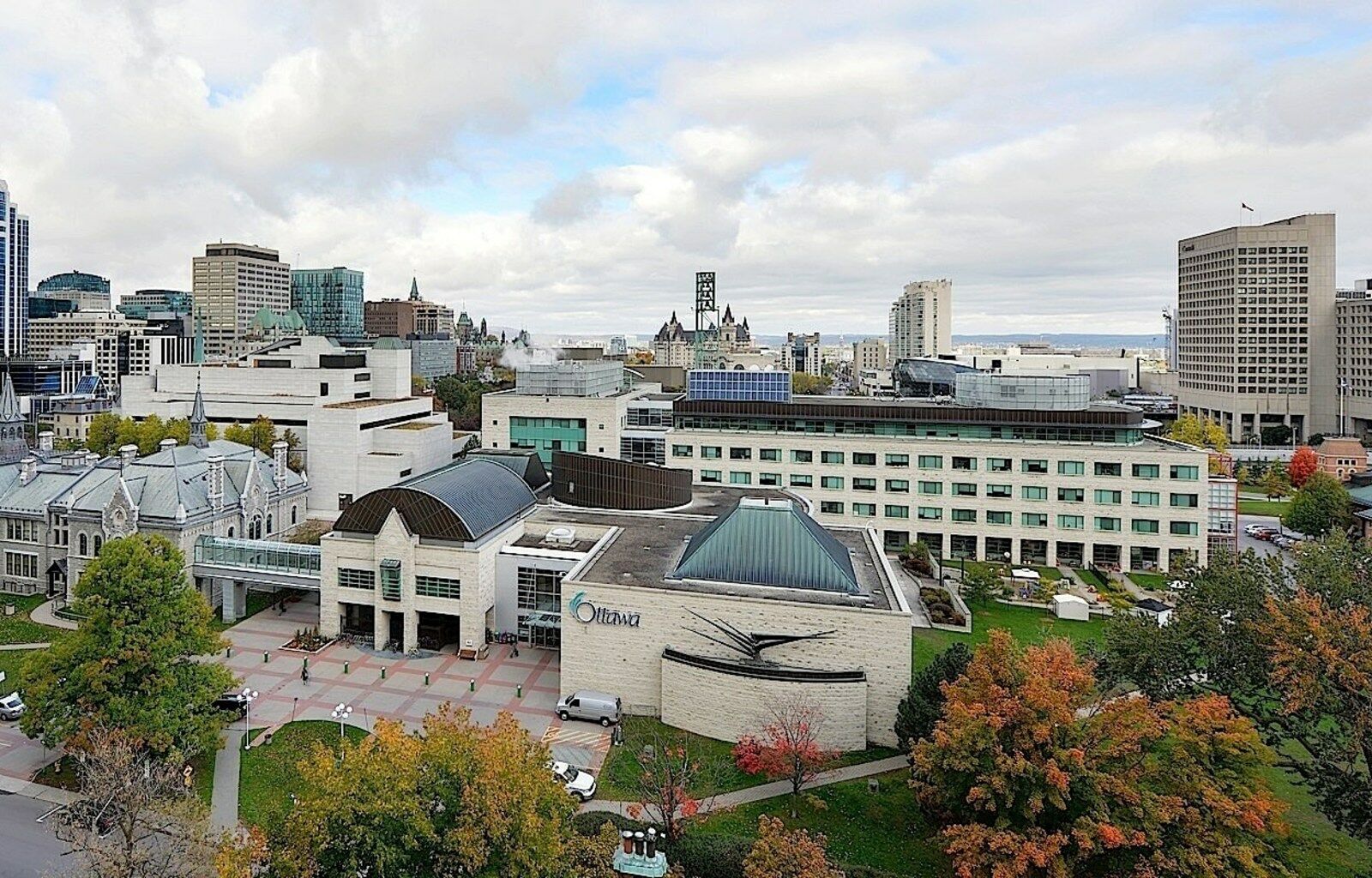 Ottawa Embassy Hotel & Suites Eksteriør billede